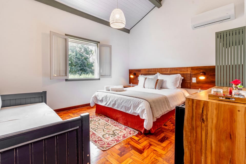 Bed, Photo of the whole room, Bedroom, towels, air conditioner