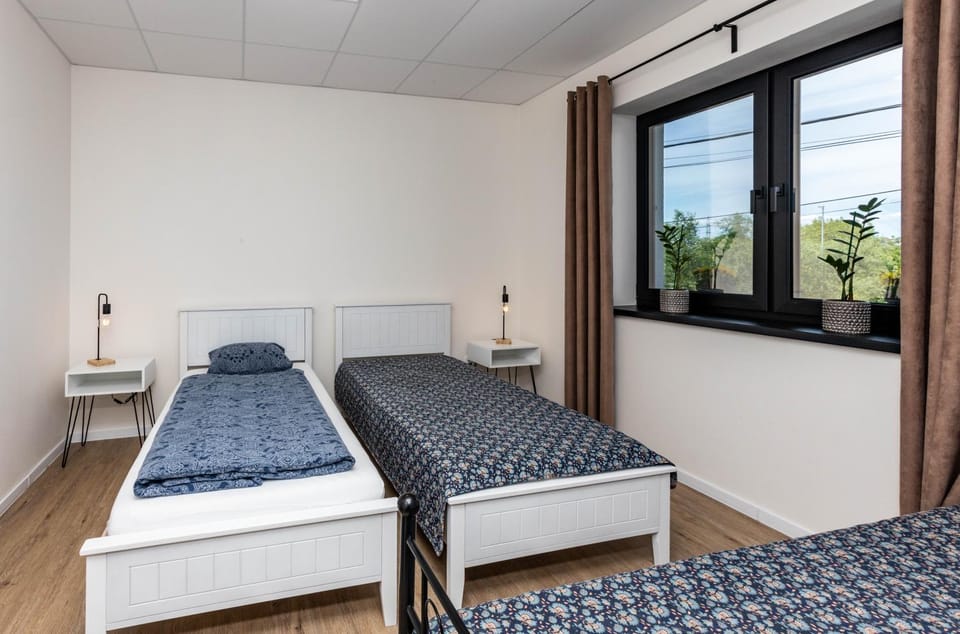 Private Sunny Apt With Free Parking 24-7 self check-in Apartment in Slovakia
