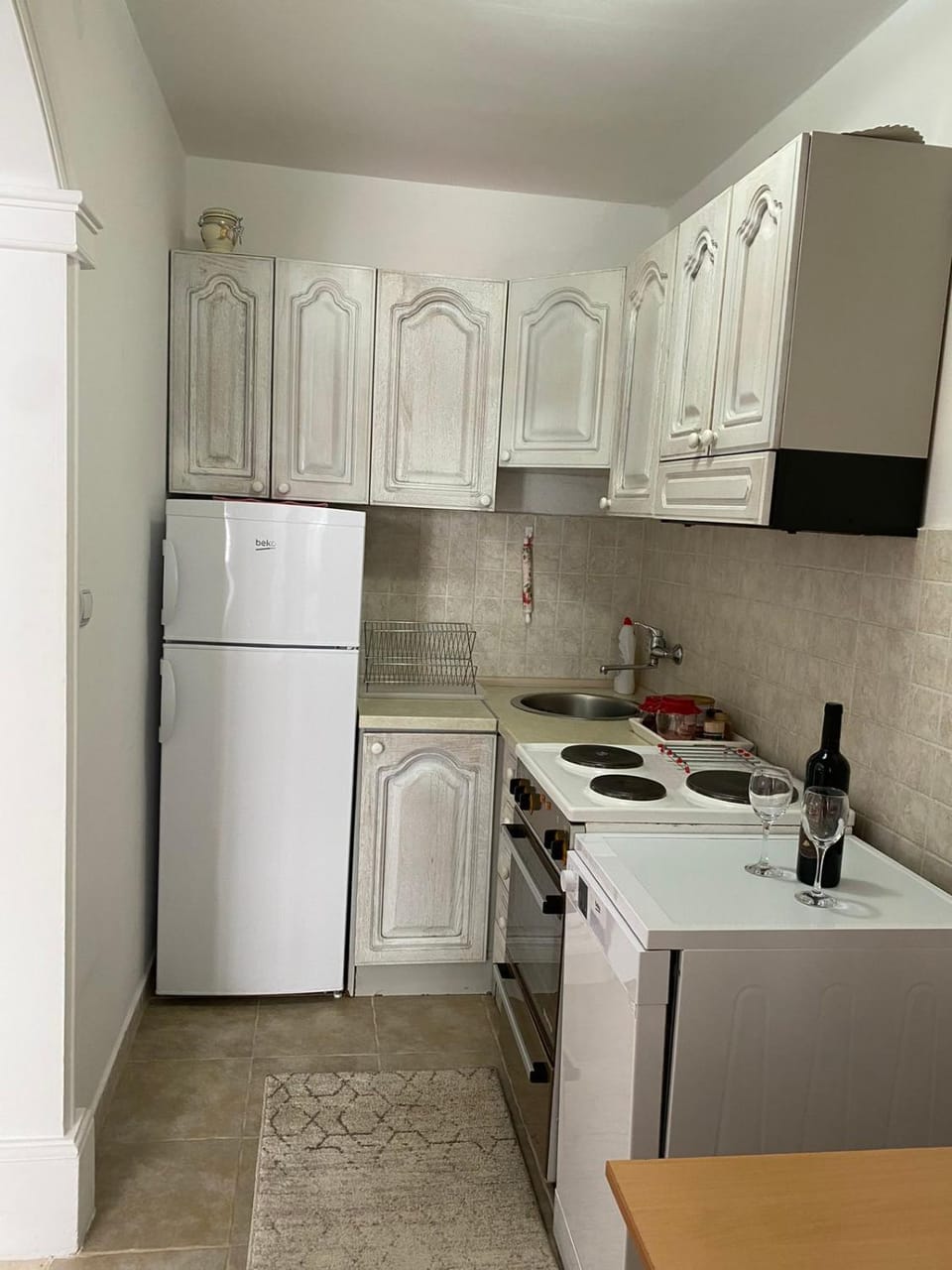 Kitchen or kitchenette, dishwasher, pet friendly, stove