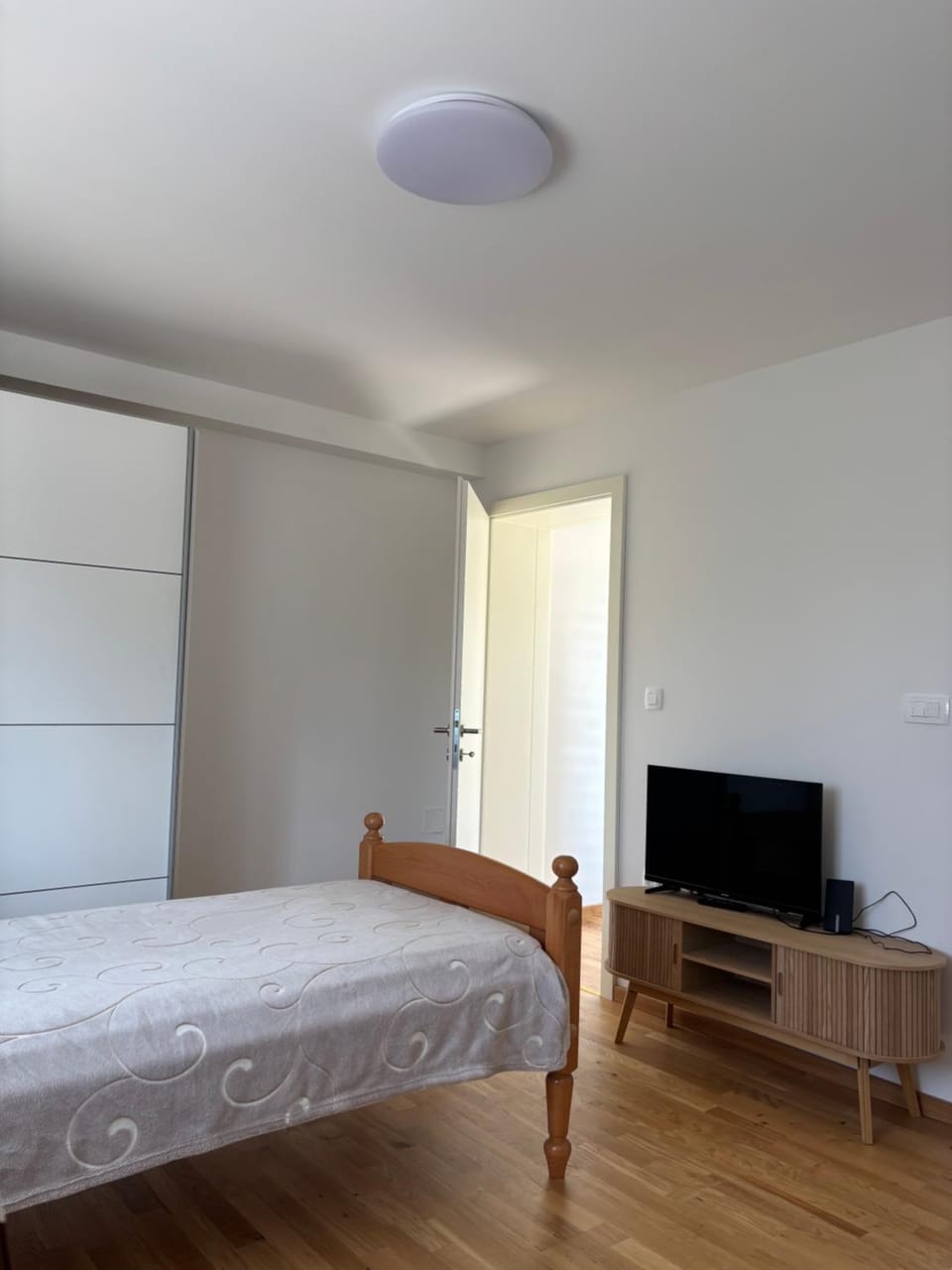 Vrlika, Peruća Lake Holiday House Apartment in Split-Dalmatia County