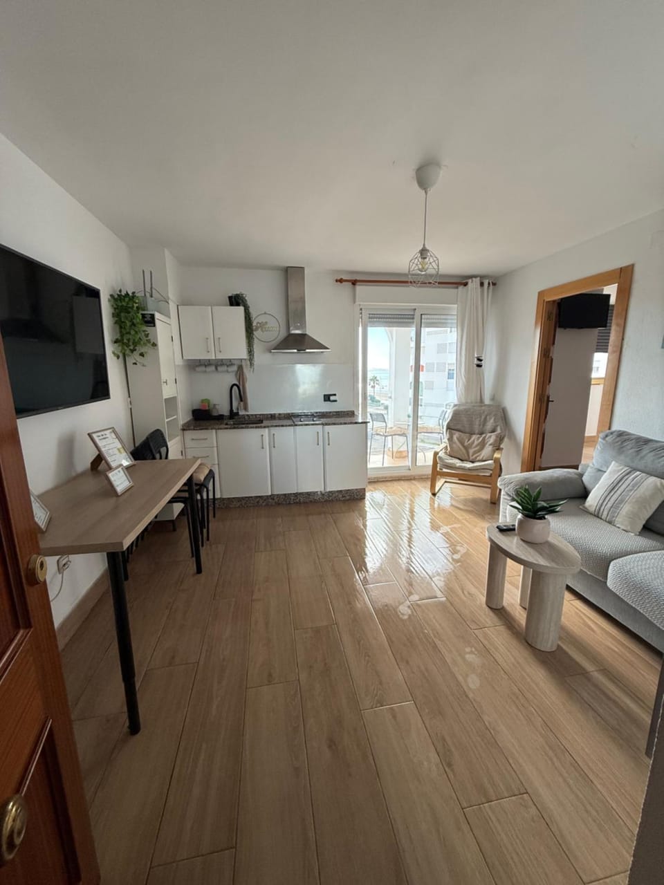 Kitchen or kitchenette, Living room, Dining area