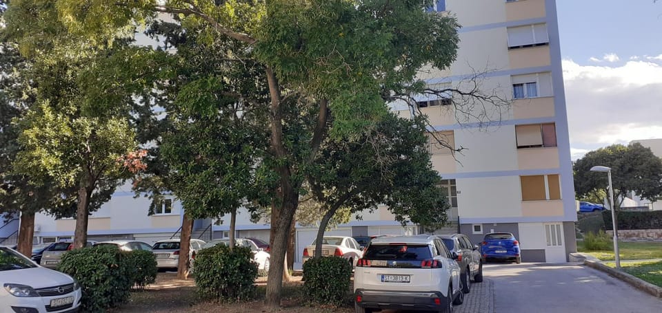 Property building, Parking