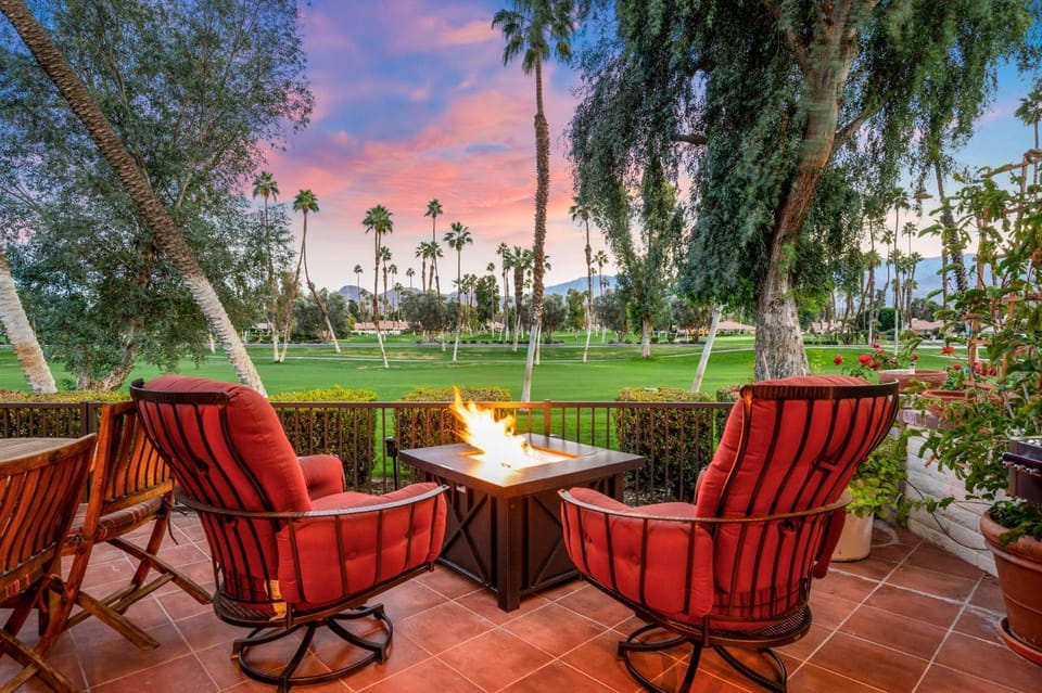 Patio, Garden view