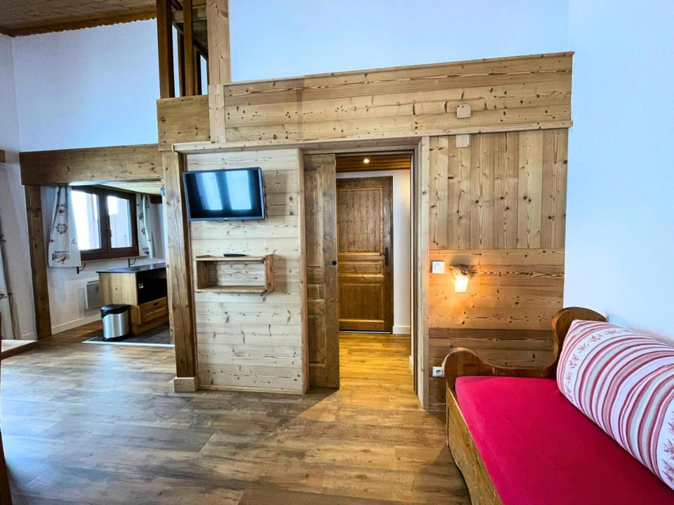 Résidence Bosson - Appartement 8 personnes ski aux pieds aux Ménuires MAE-3784 Apartment in Les Allues
