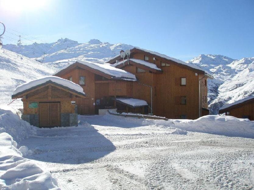 Résidence Bosson - Appartement 8 personnes ski aux pieds aux Ménuires MAE-3784 Apartment in Les Allues