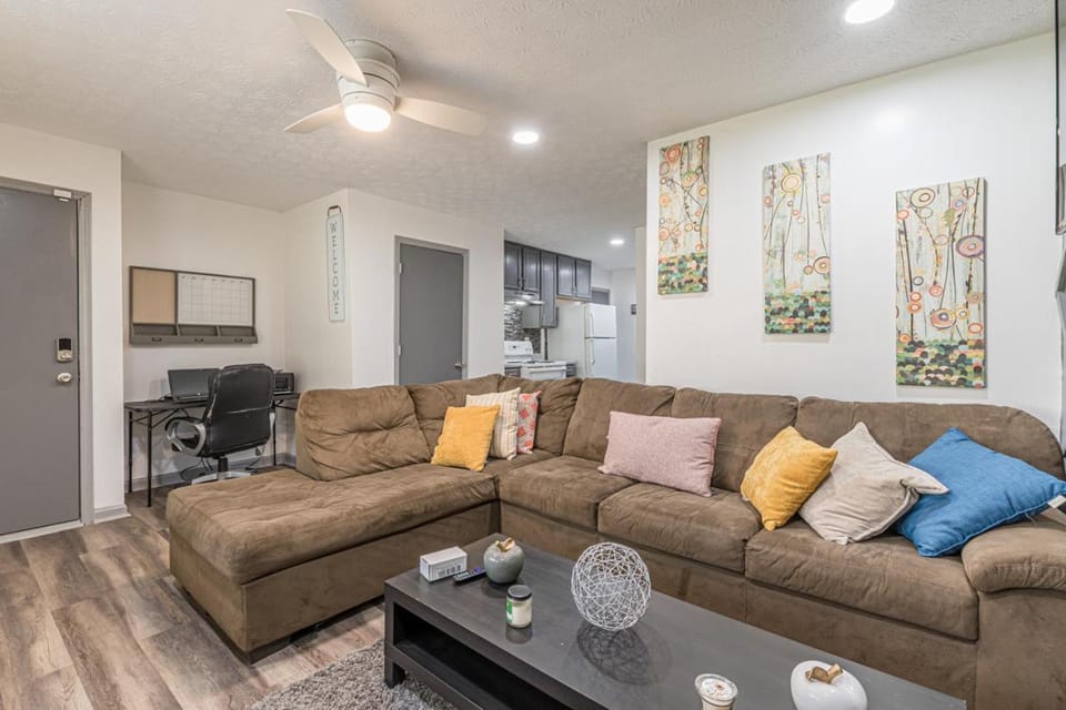 The Sweet Creek Luxurious Villas House in College Park