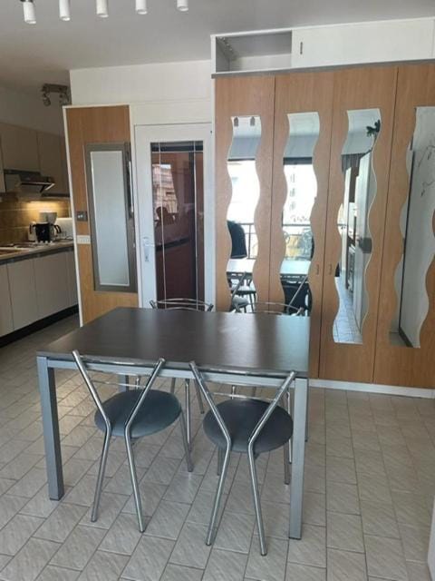 appartement met zeezicht Apartment in Ostend