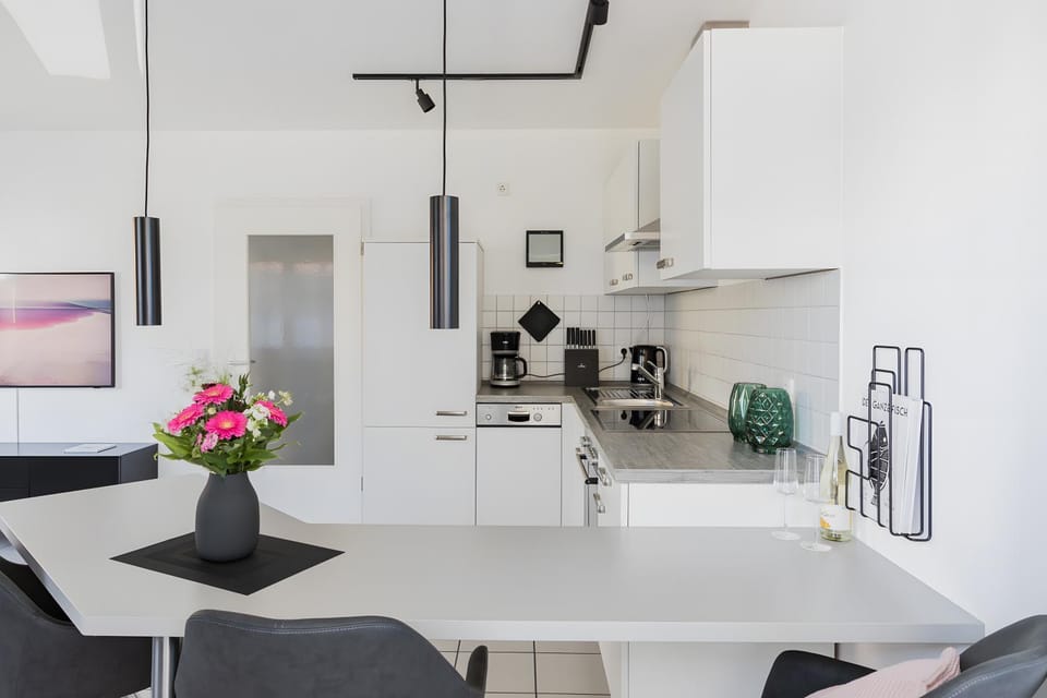 Kitchen or kitchenette, Living room