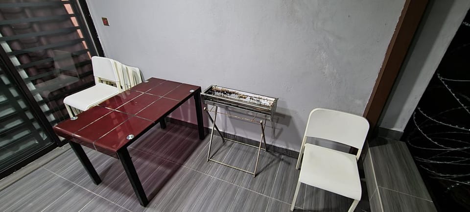 BBQ facilities, Balcony/Terrace