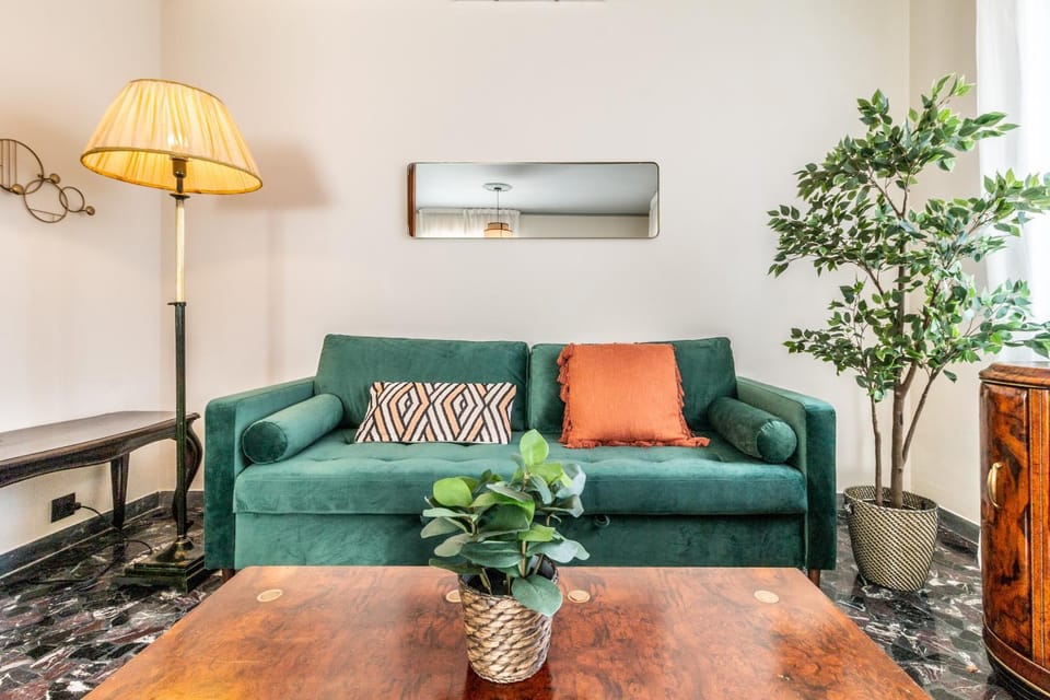 Communal lounge/ TV room, Living room