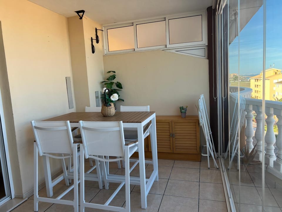 Balcony/Terrace, Dining area