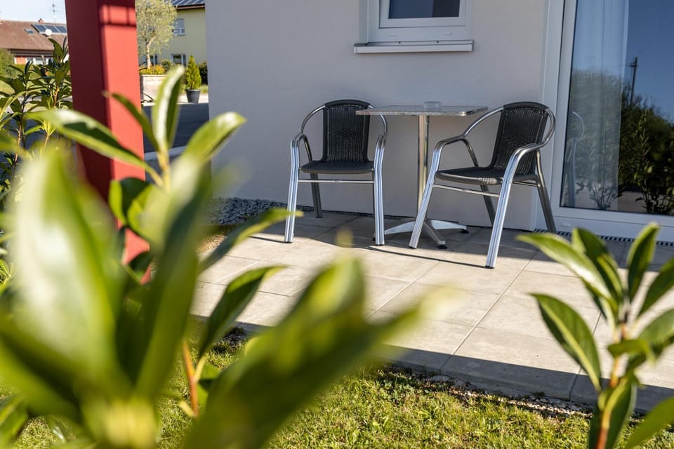 Garden, Seating area