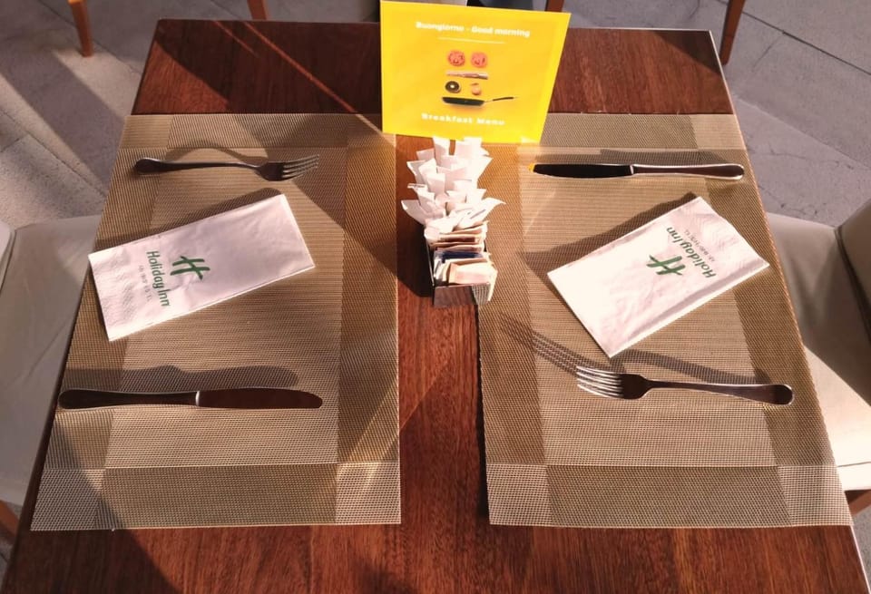 Restaurant/places to eat, BBQ facilities