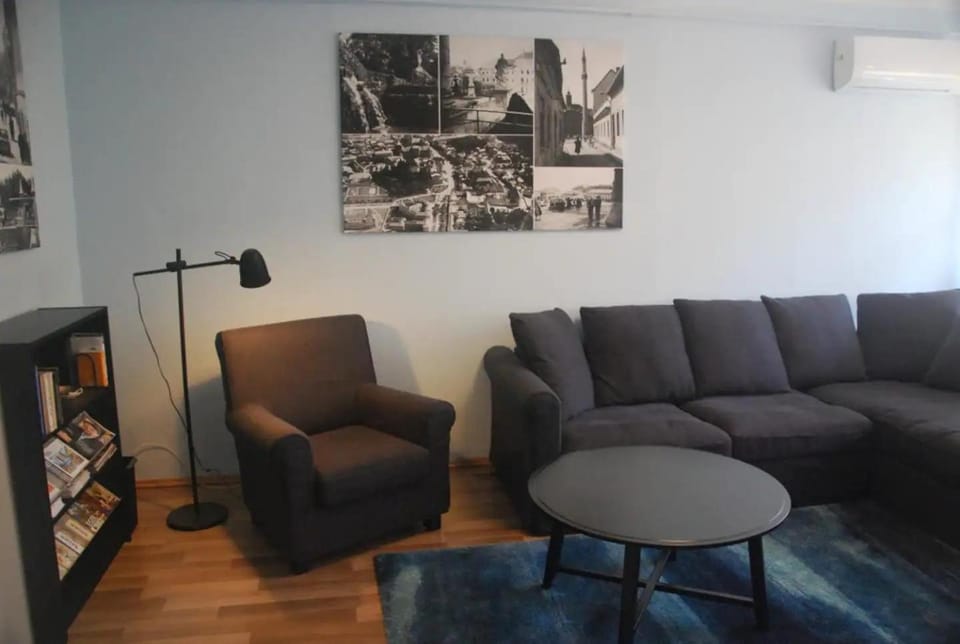 Living room, Lounge or bar, Seating area