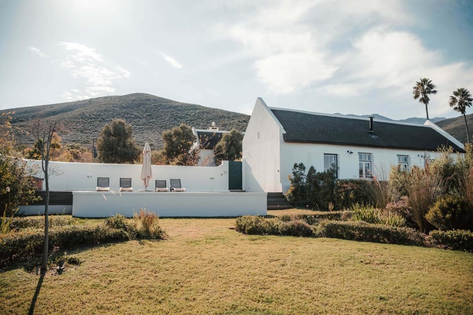 Property building, Floor plan, Garden view