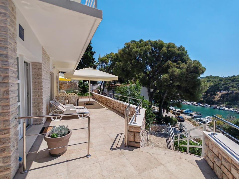 Apartment Portofino Apartment in Šibenik-Knin County, Croatia