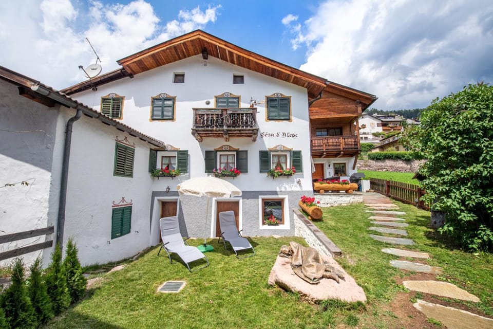 Apartments Berna Apartment in Ortisei