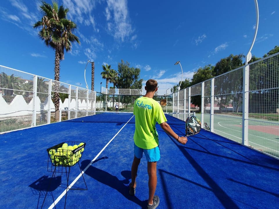Squash, Tennis court, Kids's club