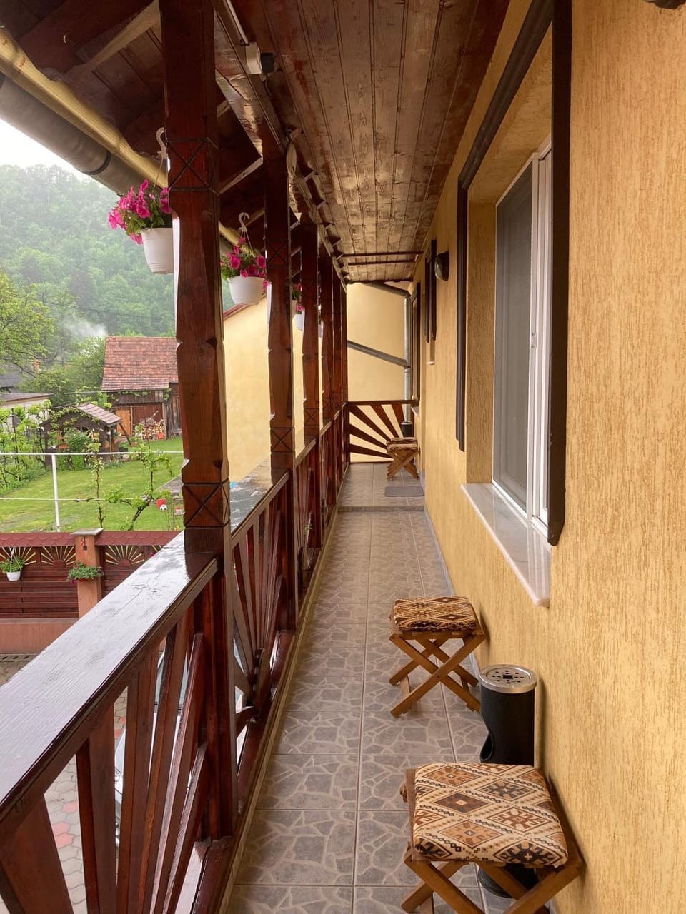 PENSIUNEA DORINA Bed and Breakfast in Romania