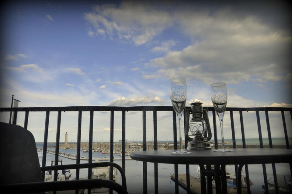 ''Luigi'' BALCON SUR LA MER et le Port de Sète Apartment in Occitanie