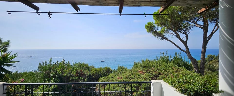 Amazing Villa seafront on Circeo Mountain Villa in San Felice Circeo