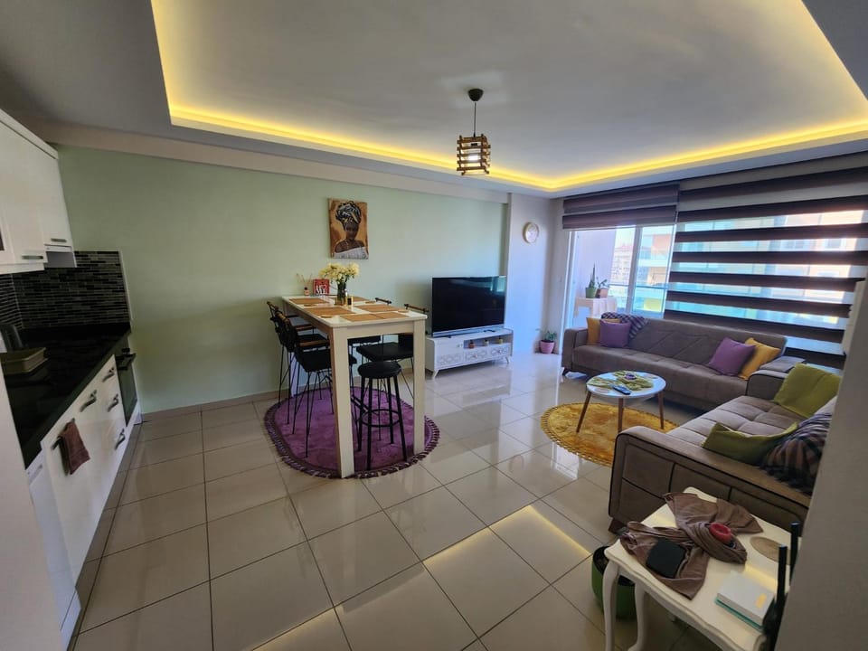 Cozy fancy Sea view next to the Beach and the Mall, in the mid of Alanya Mahmutlar! Apartment in Antalya Province