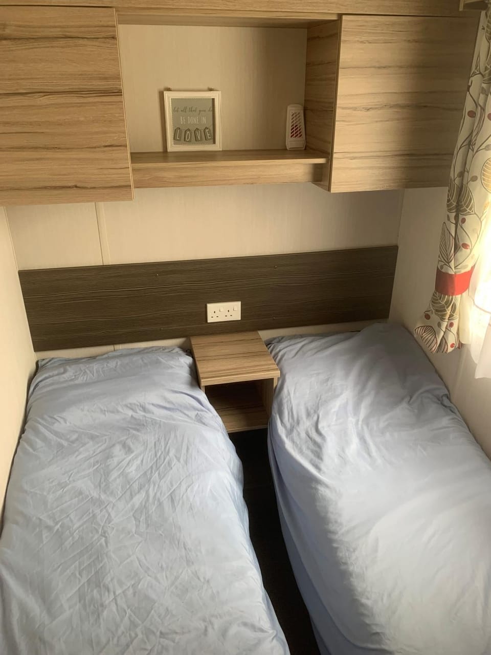 CLJP Caravan Cleethorpes Beach formally Thorpe Park Free WI-FI Campground/ 
RV Resort in Humberston