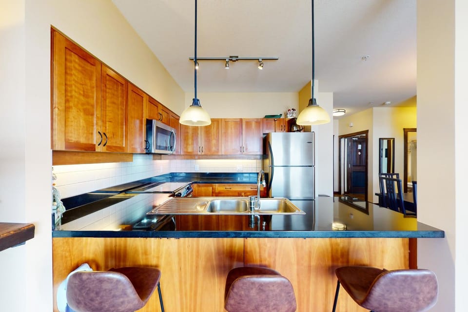 The Crescent 104 Apartment in British Columbia