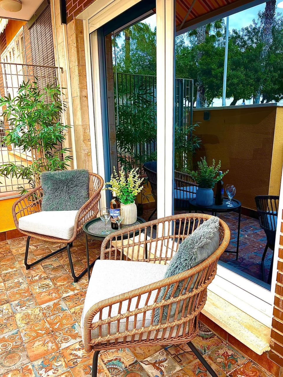 Patio, Balcony/Terrace, Seating area