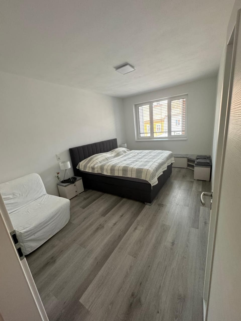 Soukromý byt 2+kk s balkónem a parkováním Apartment in South Moravian Region