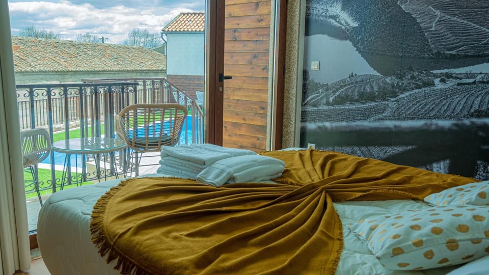 View (from property/room), Pool view