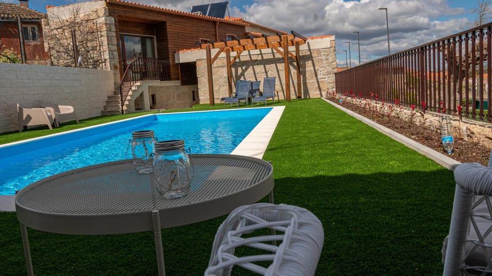 Balcony/Terrace, Garden view, Swimming pool