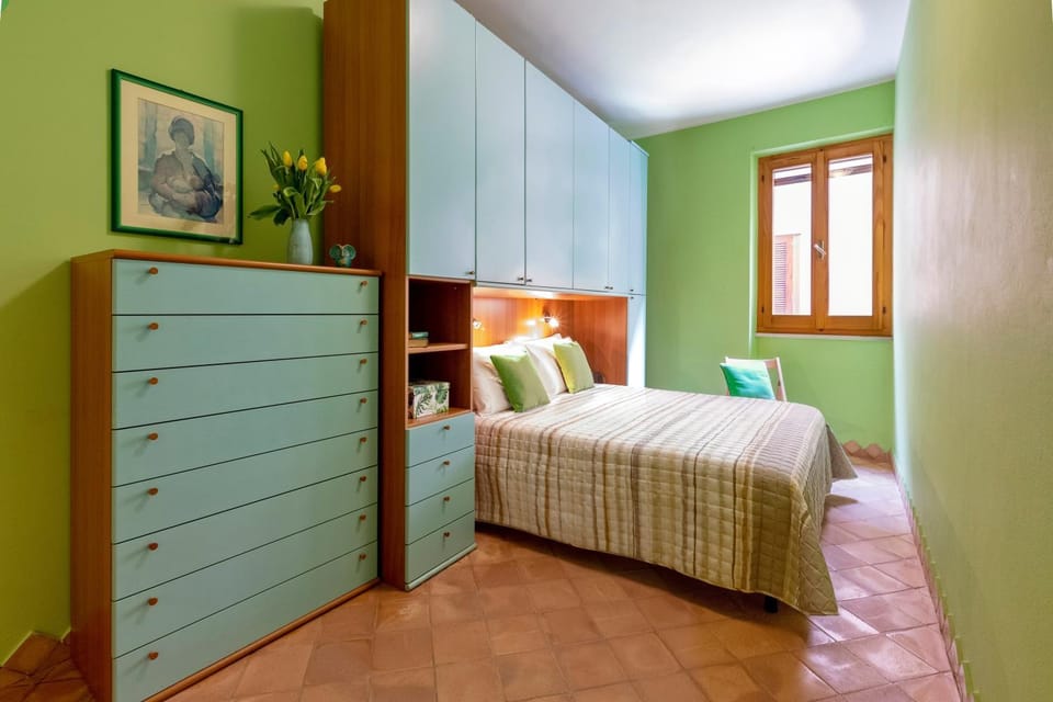 Living room, Bedroom