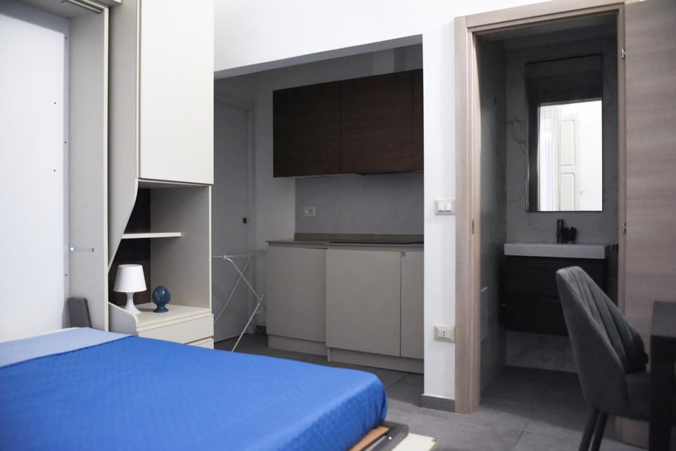 Bed, Bathroom, Kitchen or kitchenette, Photo of the whole room, Bedroom, stove