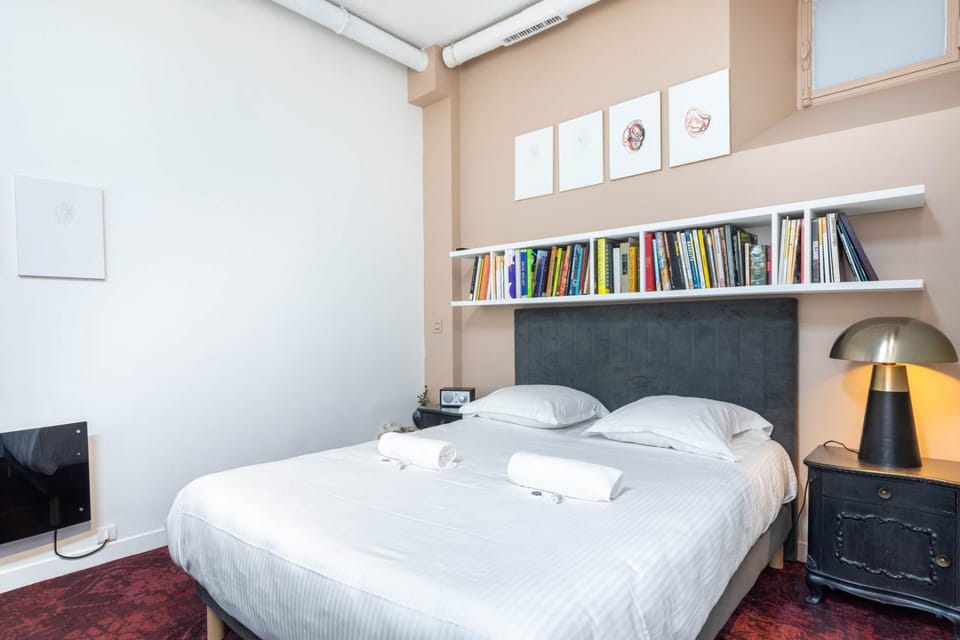 Bed, Library, Bedroom