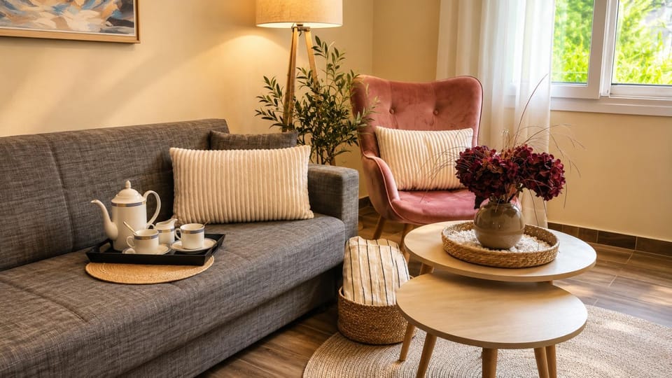 Living room, Seating area