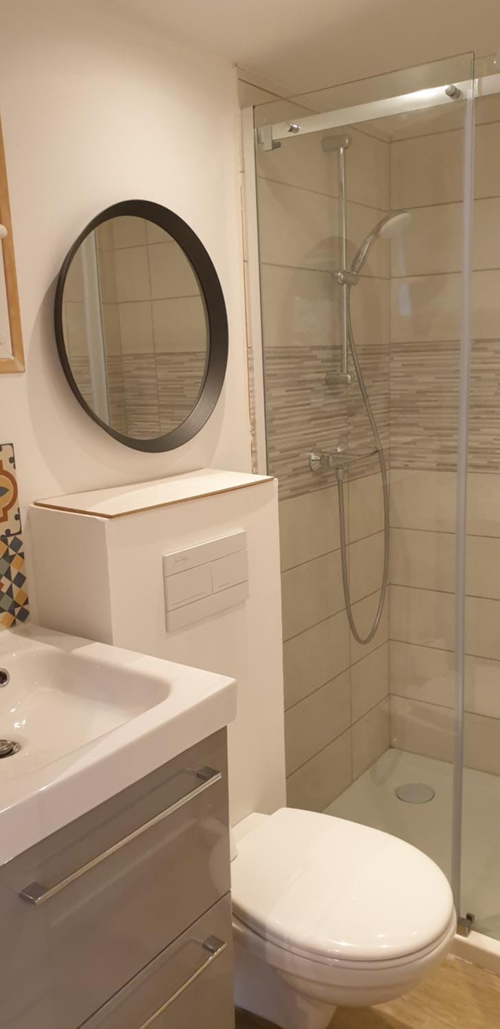 Shower, Bathroom