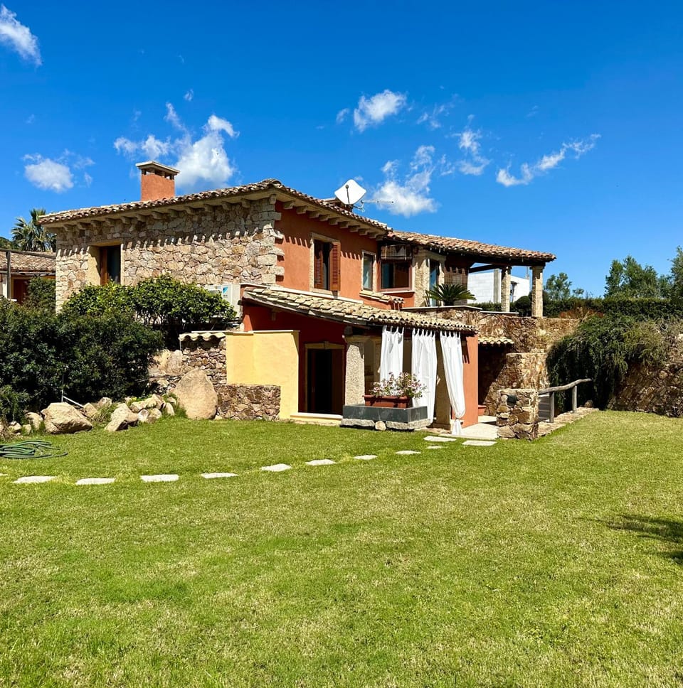 Property building, Garden