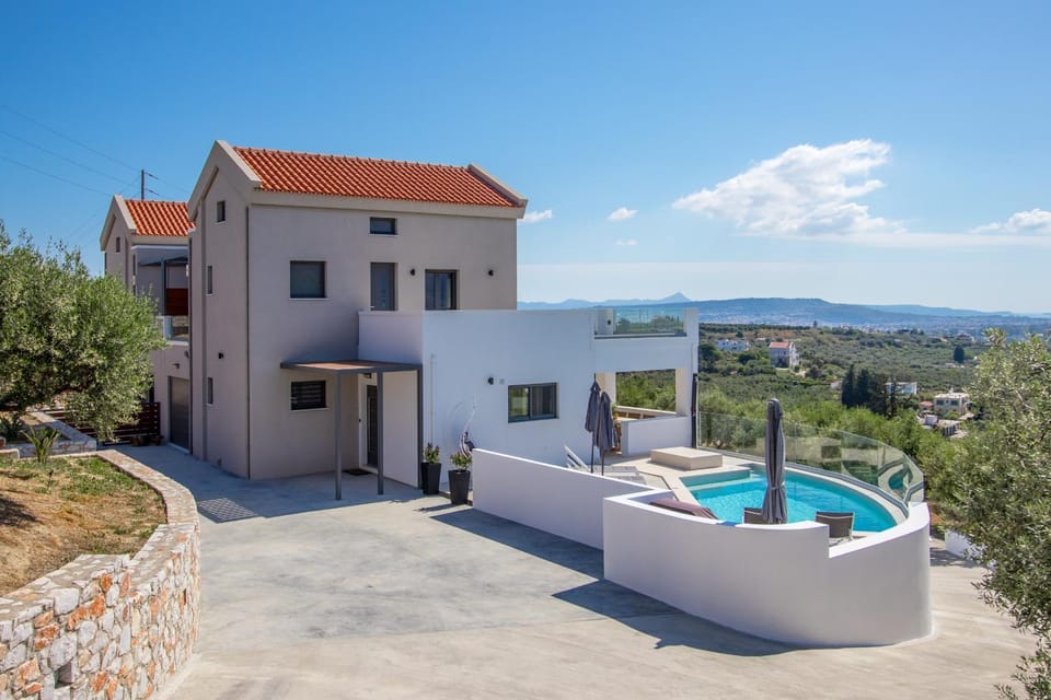 Property building, Day, Natural landscape, Pool view, Swimming pool, sunbed