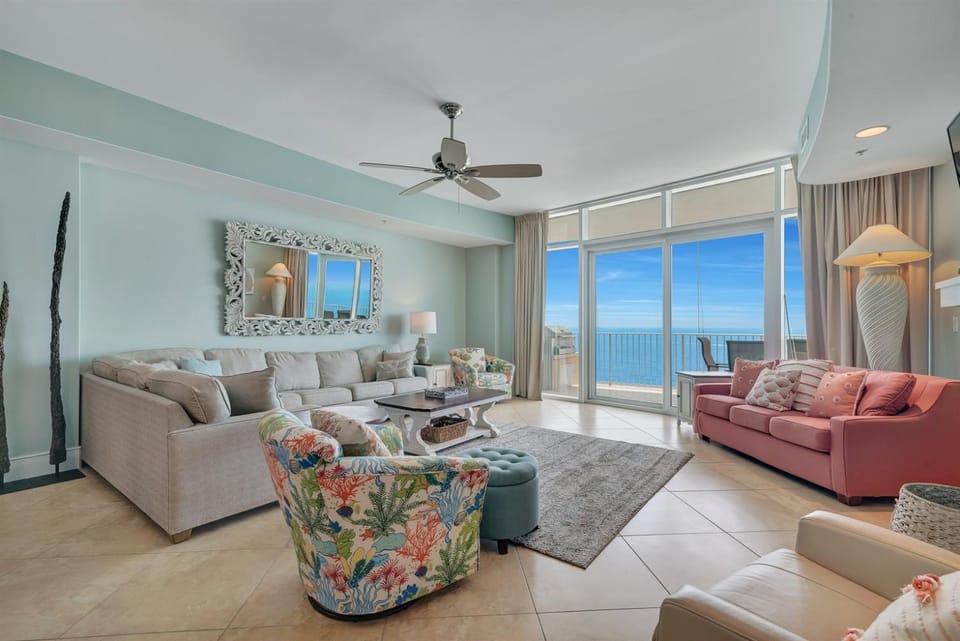 Turquoise Place 1005C-Large Upscale-High End Beachfront Condo wNew Hot tub Apartment in Orange Beach