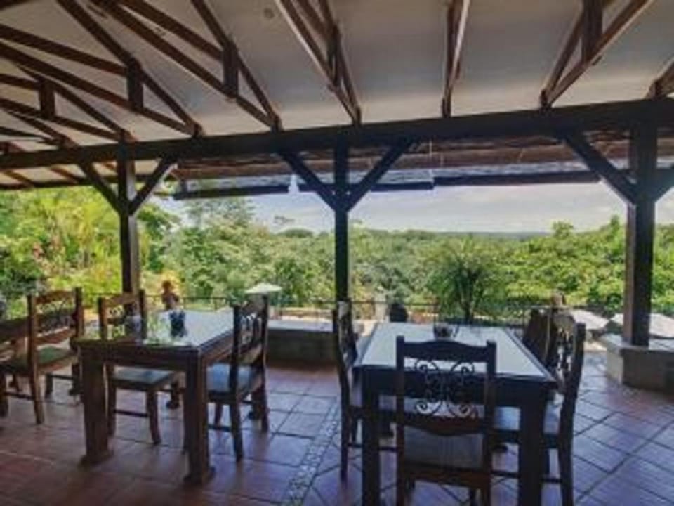 Unique 5 Architectural Homes, Pool & Wi-Fi House in Alajuela Province