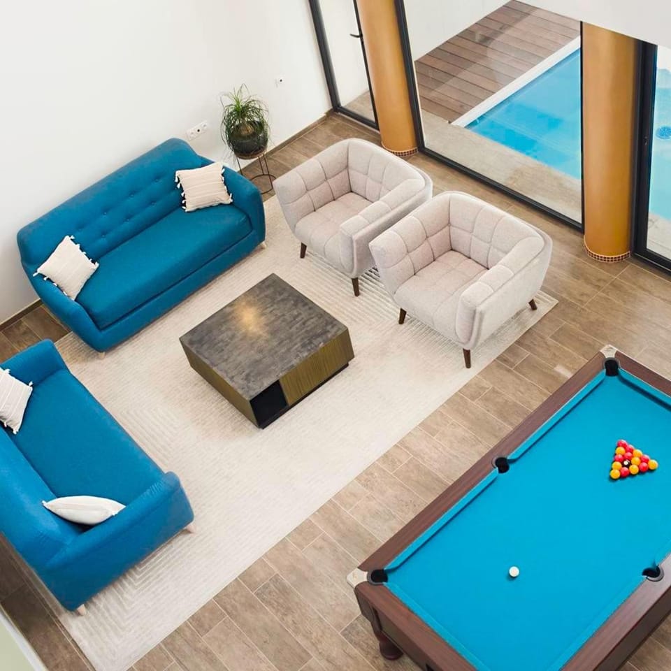 Communal lounge/ TV room, Living room