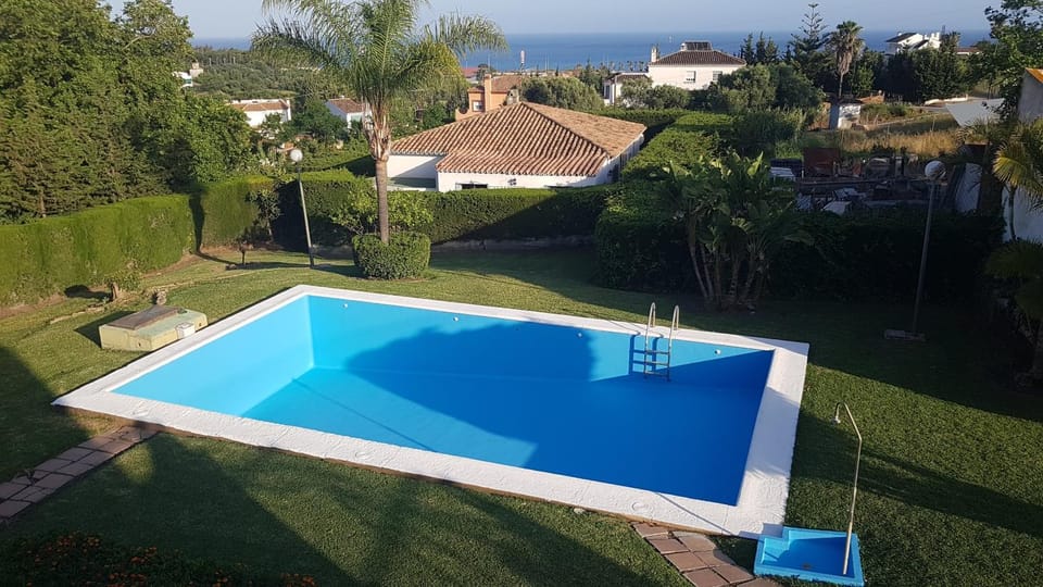 Pool view, Swimming pool