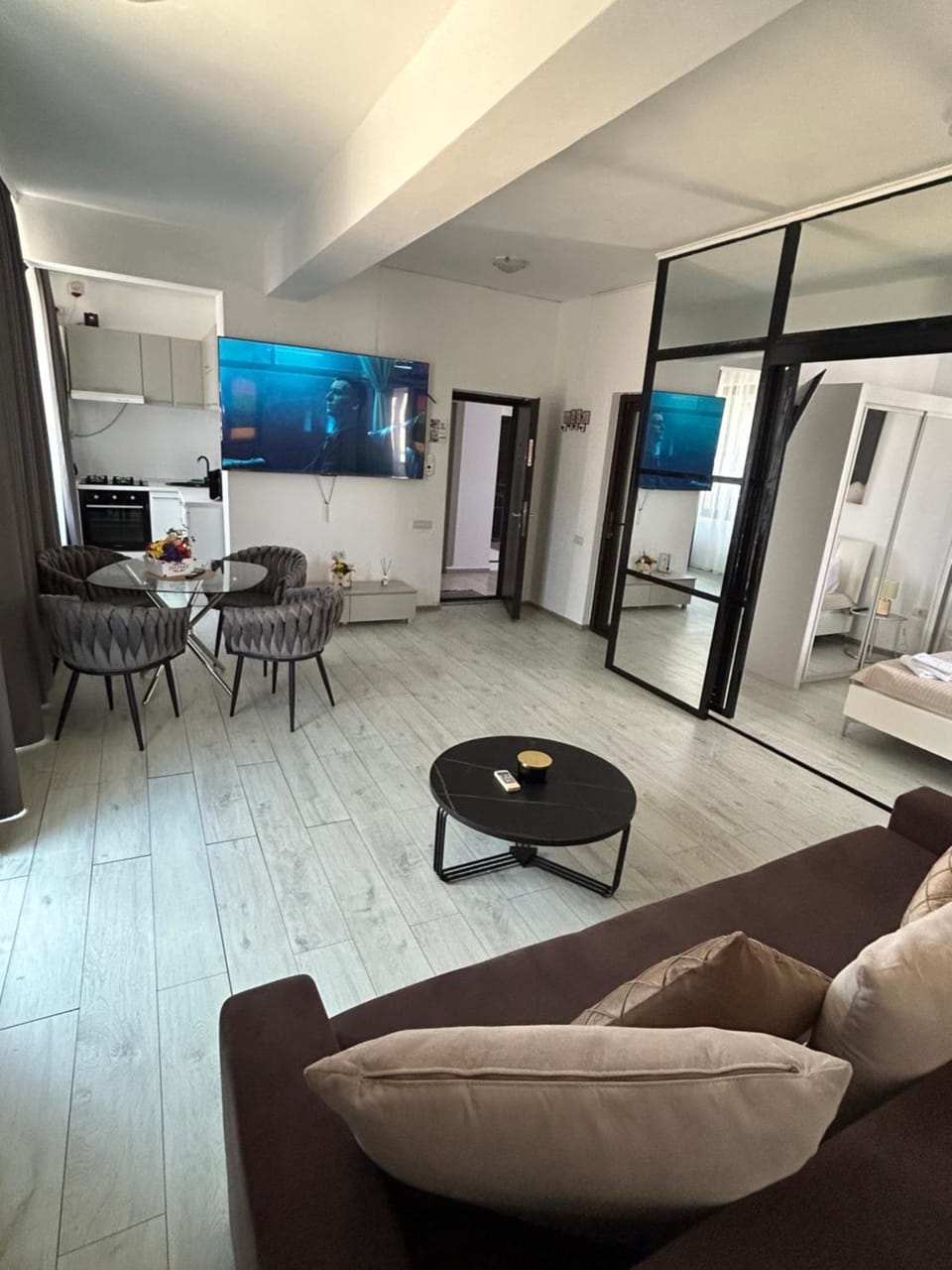 Teissey Blue Apartment in Constanța County