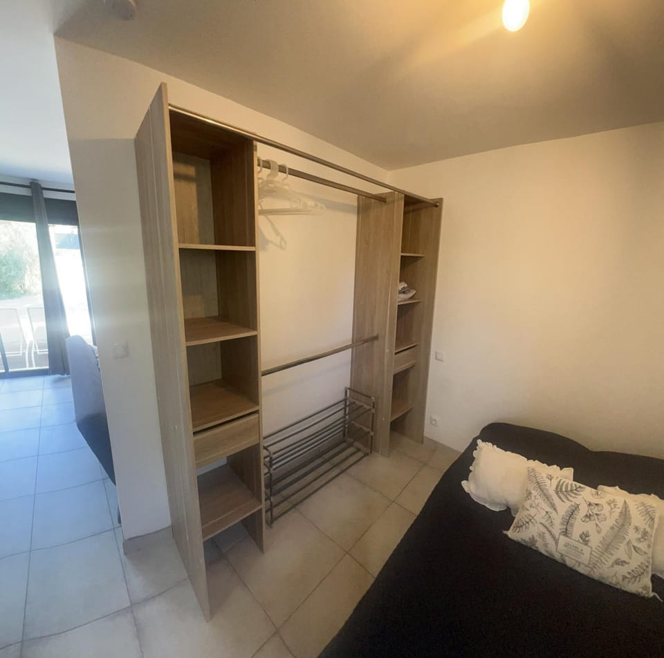 Maisonnette 32m2 climatisé avec jacuzzi au calme. House in French Riviera