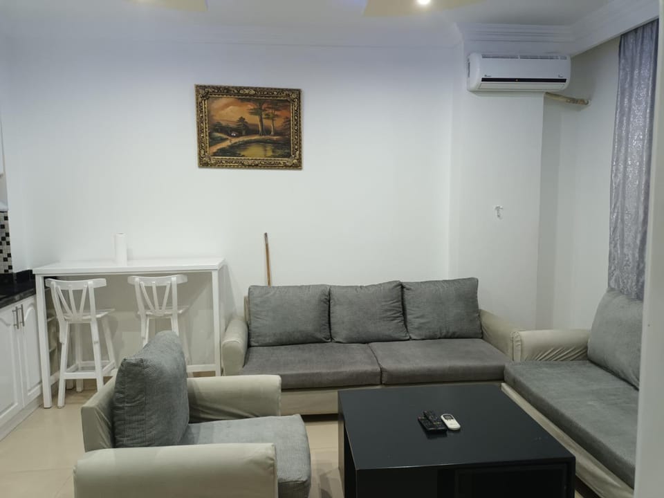 Lounge or bar, Seating area