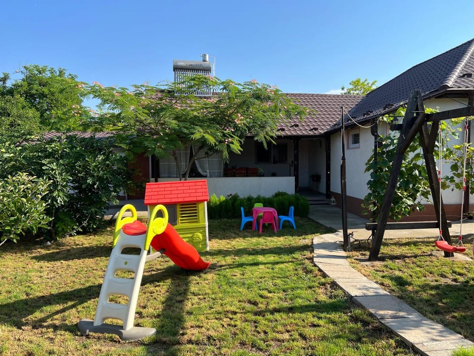 La Mosie Bed and Breakfast in Constanța County