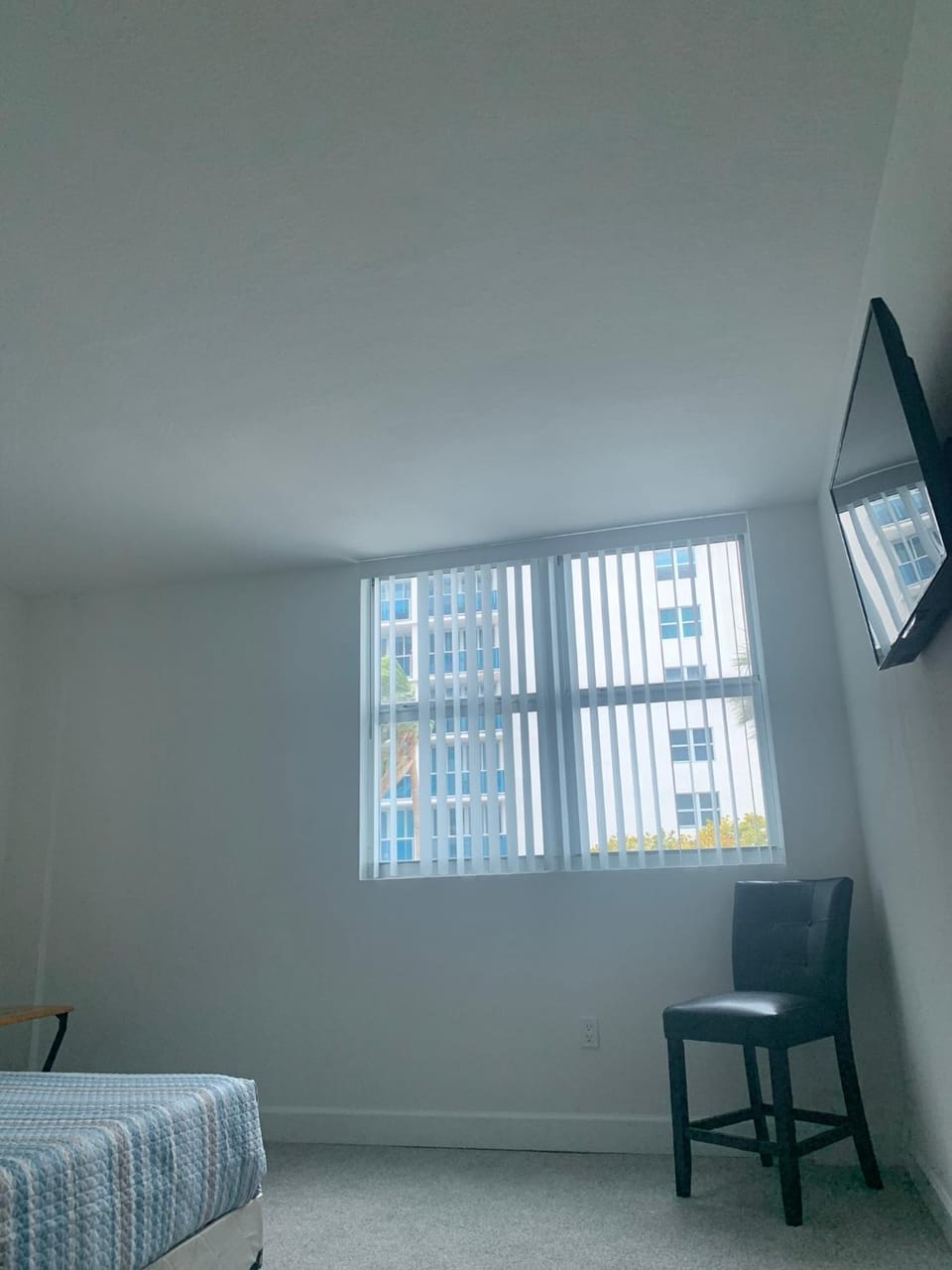 Great private room Vacation rental in North Bay Village