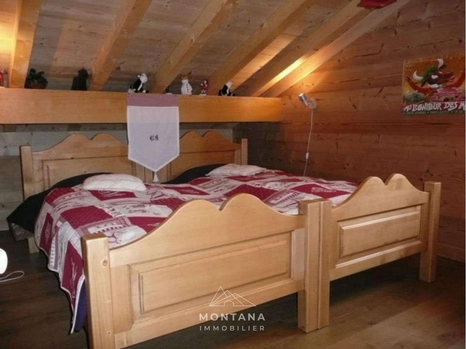 Triplex 8 pers. en Chalet Traditionnel, Pied des Pistes, Terrasse, Balcon, Parking - FR-1-458-164 Apartment in Le Grand-Bornand