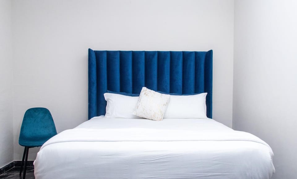 Chic Guest House & Solar system free from load shedding Bed and Breakfast in Gauteng